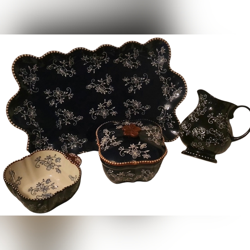 Temp-Tations Floral Lace Blue 5 Piece Set